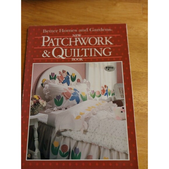 Better Homes and Gardens New Patchwork and Quilting by Better Homes and Gardens - Picture 1 of 1
